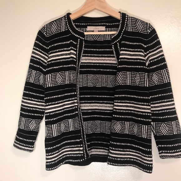 LOFT Sweaters - EUC Ann Taylor Loft Cotton Tribal Pattern Cardigan